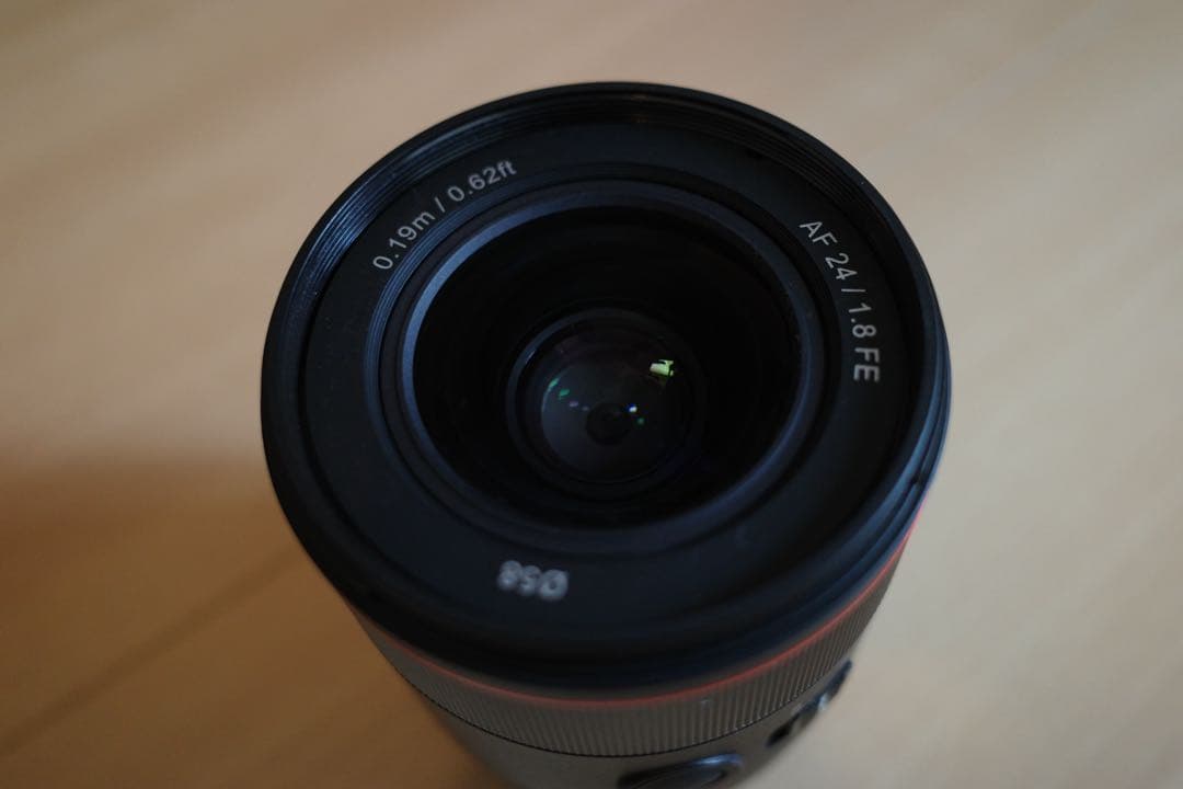 [値下げ中]SAMYANG AF24mm f1.8 メンズケースレンズフード付き