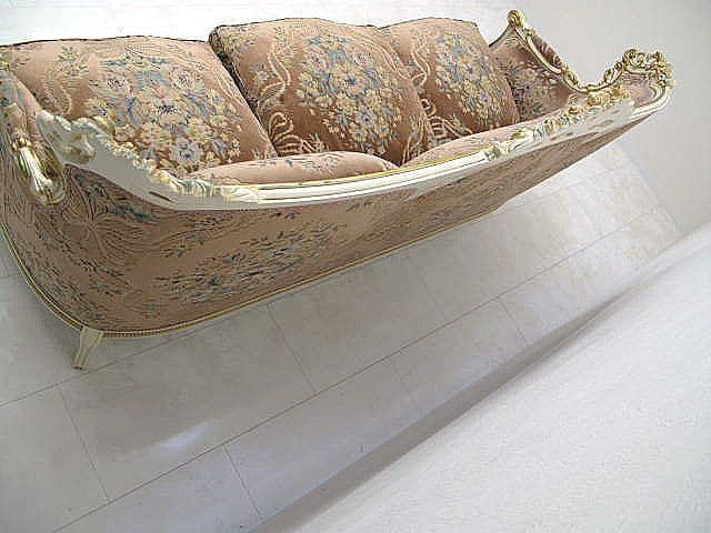 マリオ・コルチャゴ（フラテリ・オリッジ） 3人掛けソファ ロココ様式 金華山張地