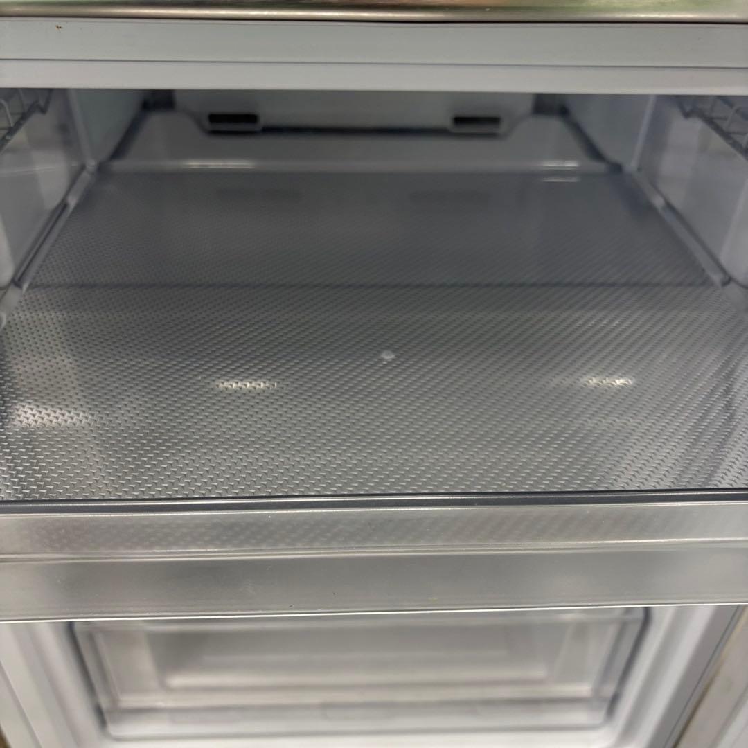 940⭕️冷蔵庫　Haier　一人暮らし　単身　大きめ　綺麗　右開き　設置無料