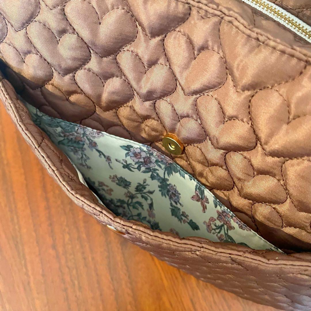 はるちゃん★☆　7つのポケットバッグ　ブラウン　刺繍ヌビトート