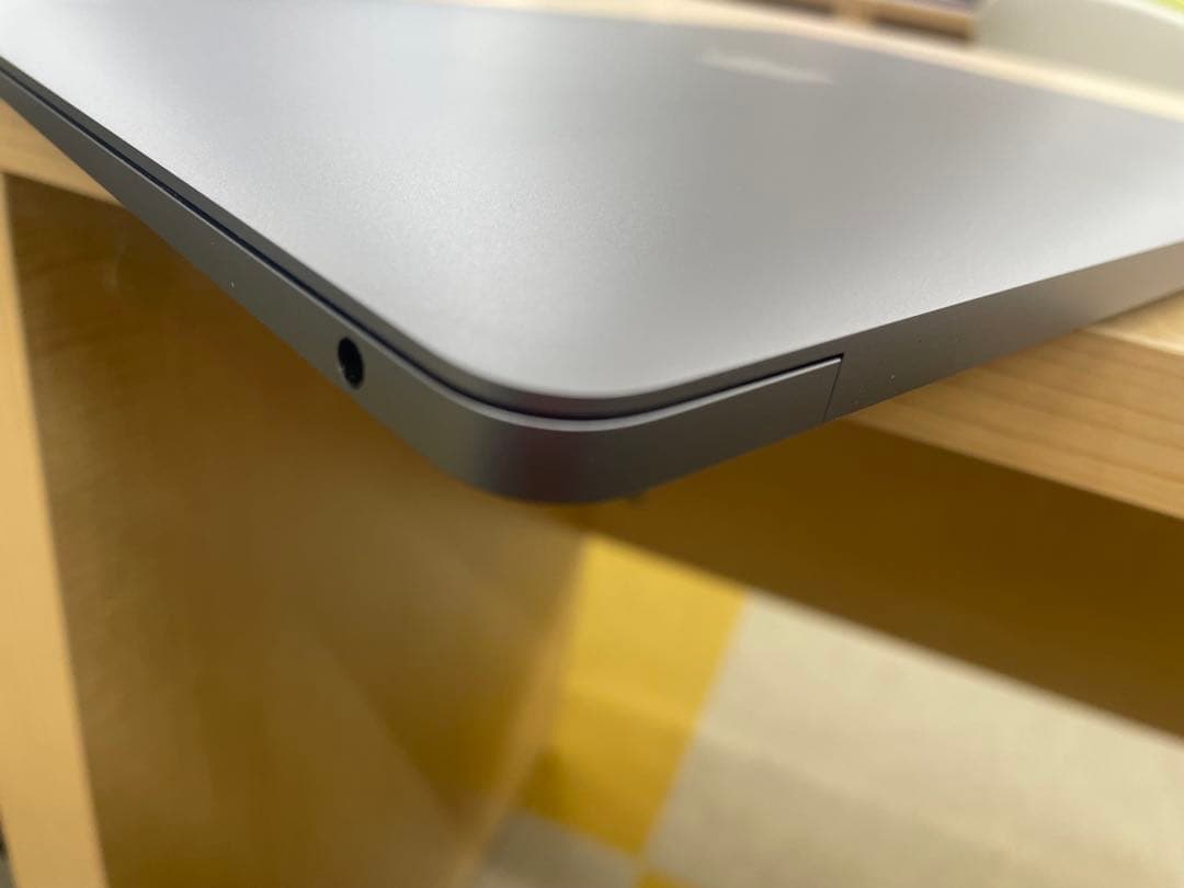 MacBook Air M1 2020 スペースグレー