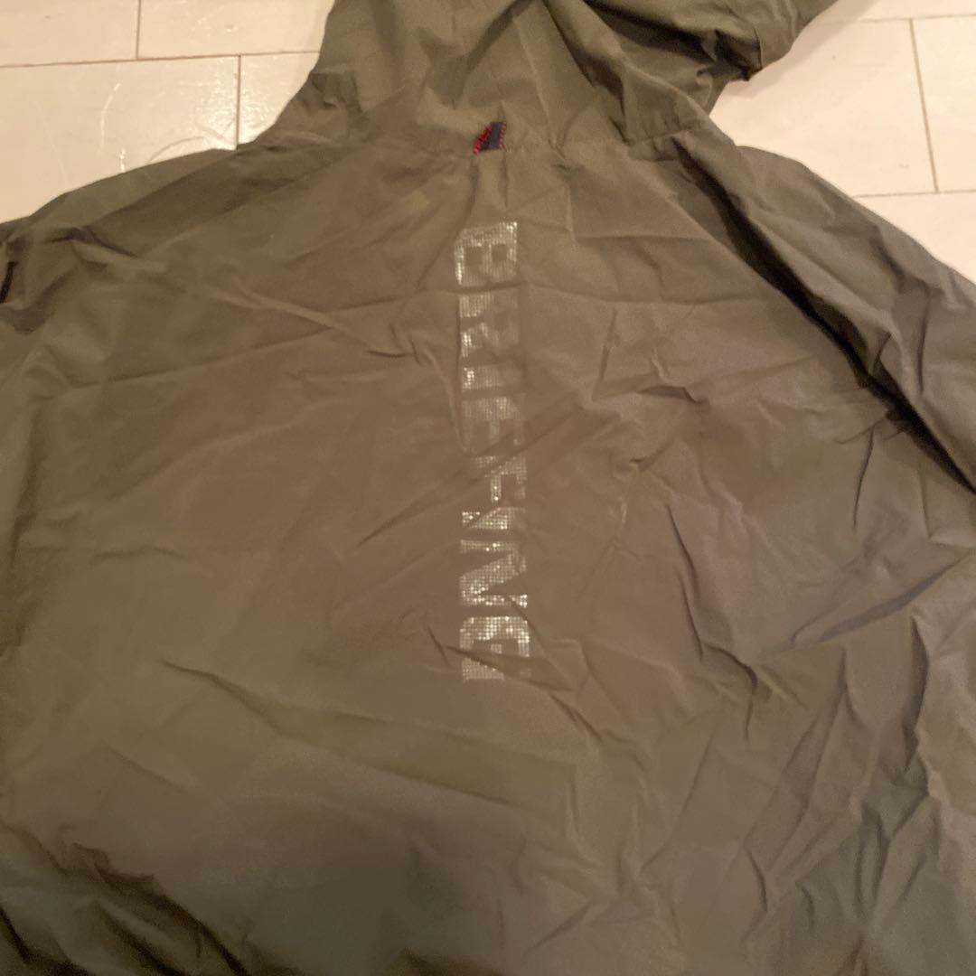 ブリーフィングゴルフ　防風プルオーバー　 サイズXL新品未使用　オリーブタグ付き