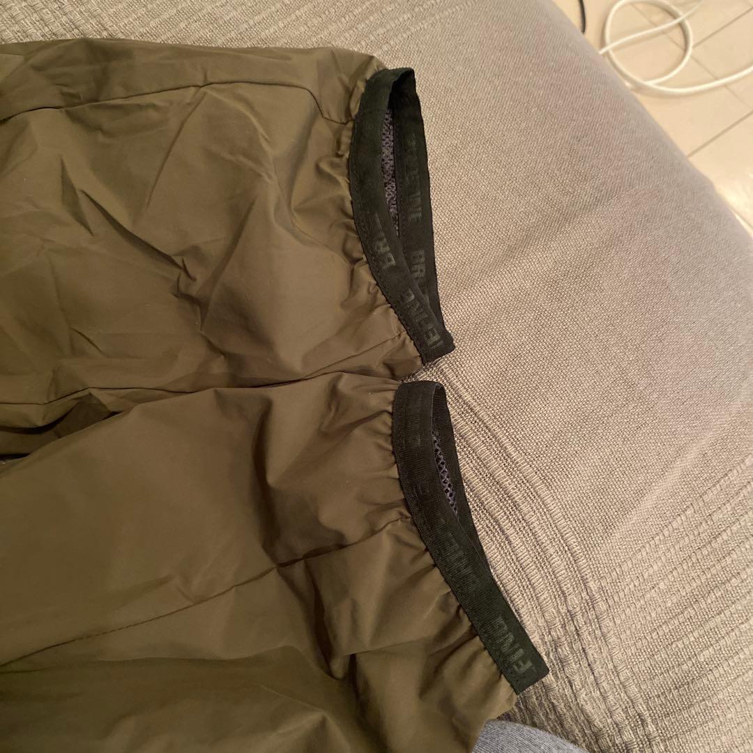 ブリーフィングゴルフ　防風プルオーバー　 サイズXL新品未使用　オリーブタグ付き