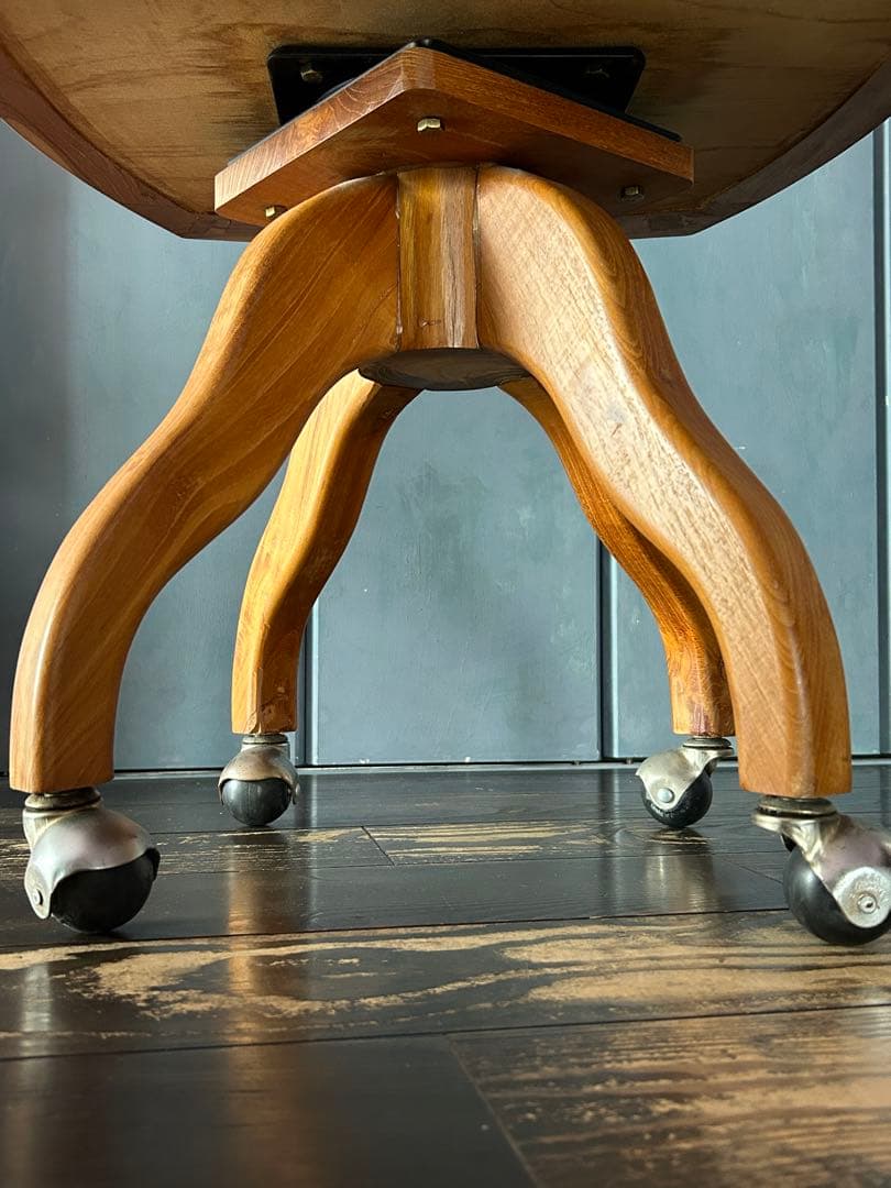 アクメ　ACME FURNITURE デスクチェア　アームチェア　回転椅子