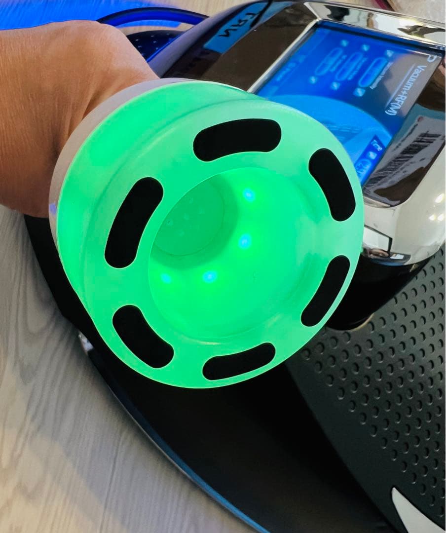 新品【業務用】キャビ＋ラジオ波＋スリミング＋スキンケア/エステ複合機