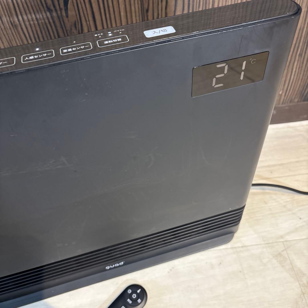 クワッズ省エネ大風量スリムパネルセラミックヒーター光る人感センサーQT424