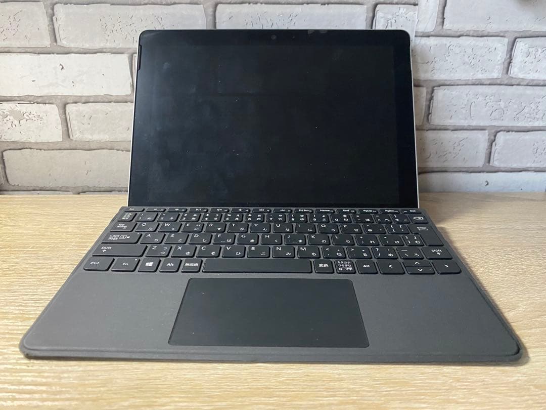 Microsoft Surface go 本体 ケース付き