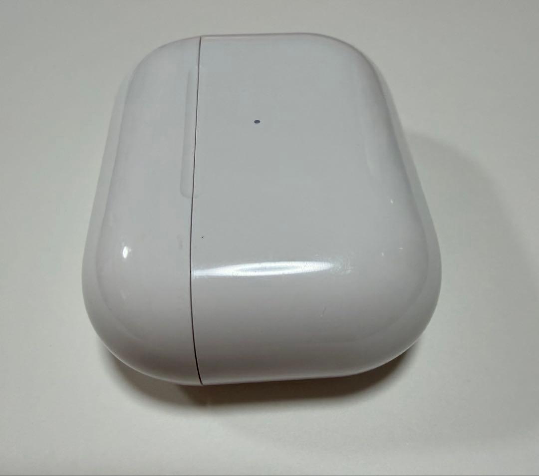 AirPods Pro 2世代 本体 USB-C充電 ケーブル＋ケース付き