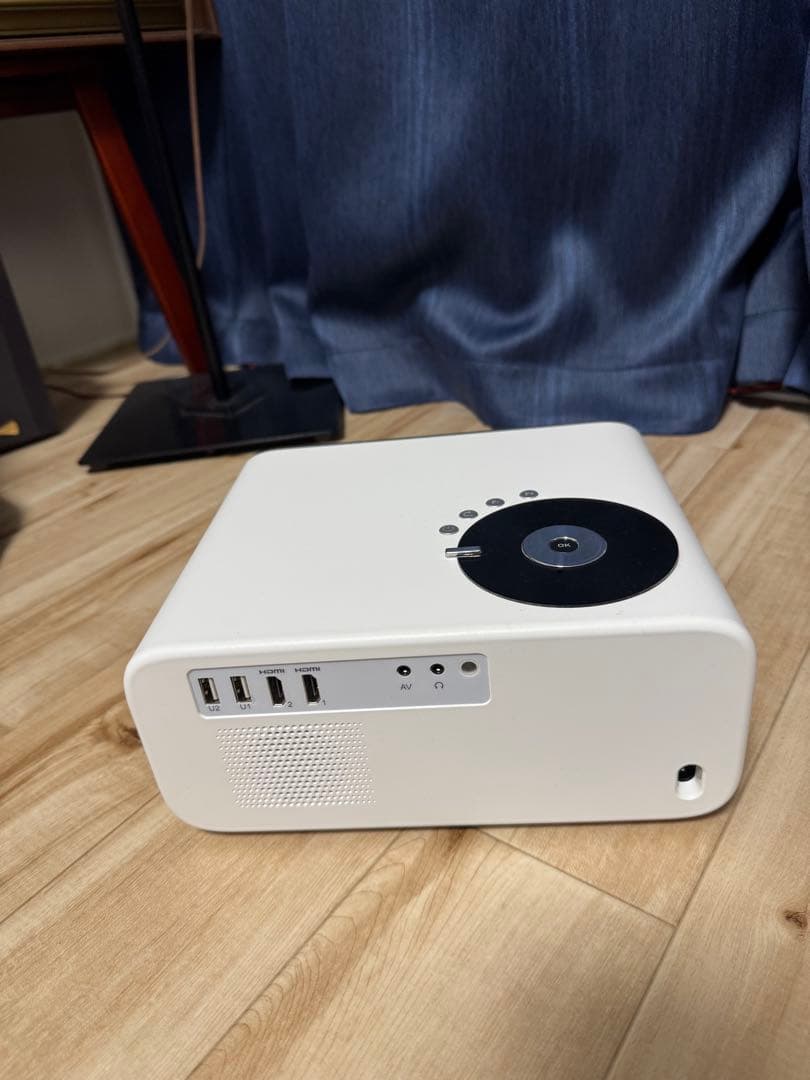 WiMiUS P63　プロジェクター リモコン　電源コード　HDMIコード　箱