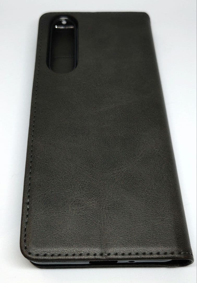 XPERIA 1 II SO-51A　docomo SIMロック解除コード付き