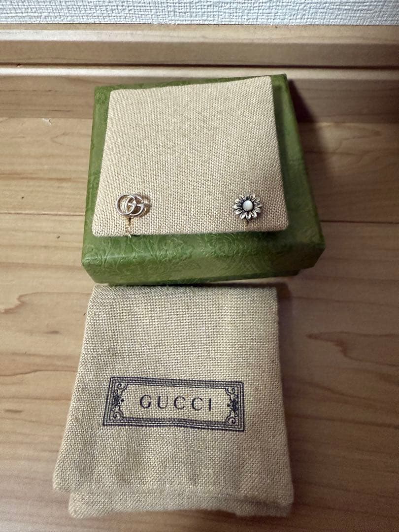 専用、GUCCI、ピアス