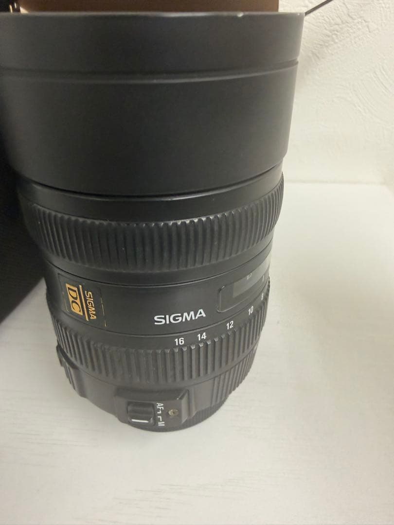 SIGMA 8-16mm F4.5-5.6 DC 超広角ズームレンズ ケース付