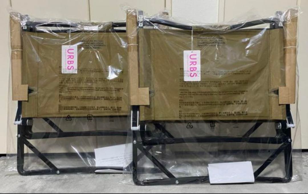 ◆アーバンリサーチ　COLEMAN コンパクトフォールディングチェア　2脚セット