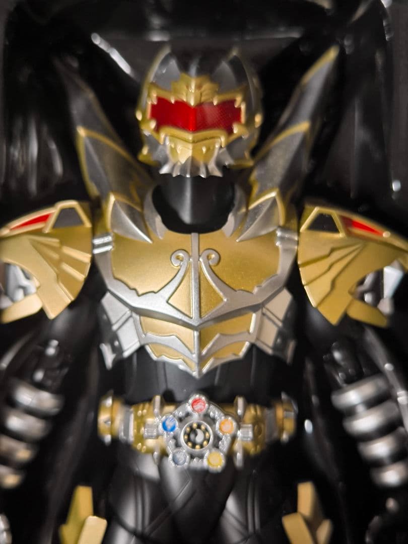 中国形刻　 鎧甲勇士 帝皇侠 フィギュア