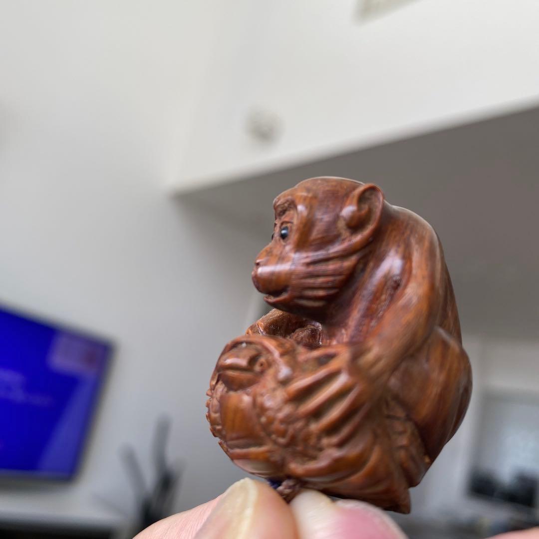 【「亀乗り猿」の根付】木彫 木彫り 置物 古玩 工芸品 骨董品