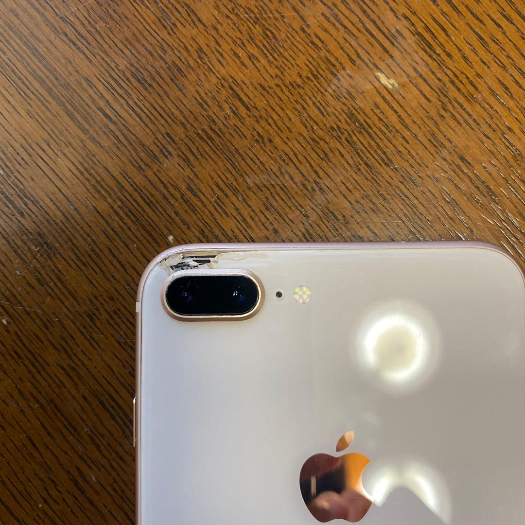 Apple iPhone 8 Plus ゴールド 本体