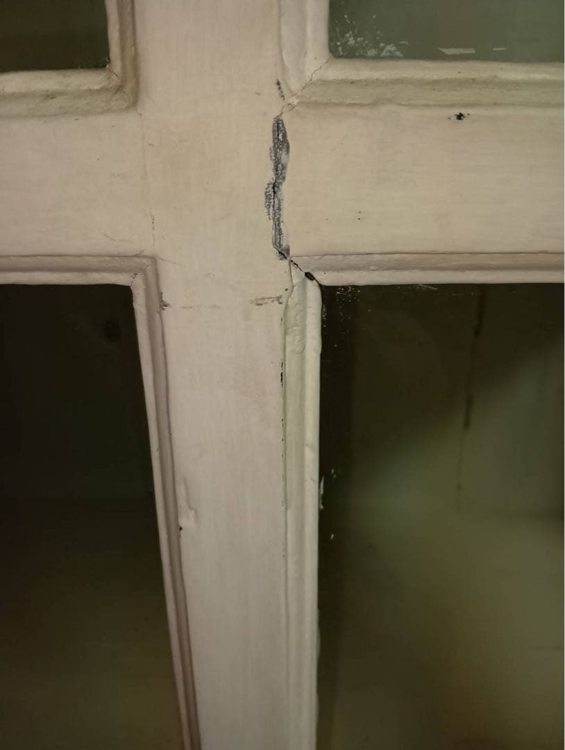 アンティーク ホワイト木製 キャビネット 大型 食器棚 ショーケース