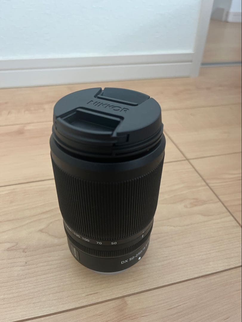 Nikon Z 50 ダブルズームキットメモリーカード付き