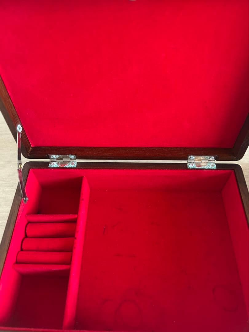 刺繍　アクセサリー木製ボックス 2個