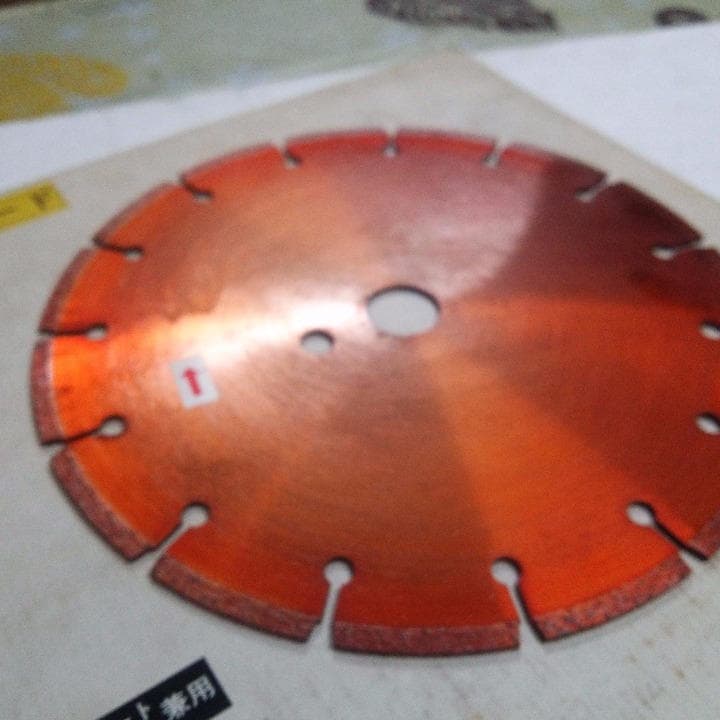 送料込！　道路用ダイヤモンドカッター　処分特価！　新品未使用！