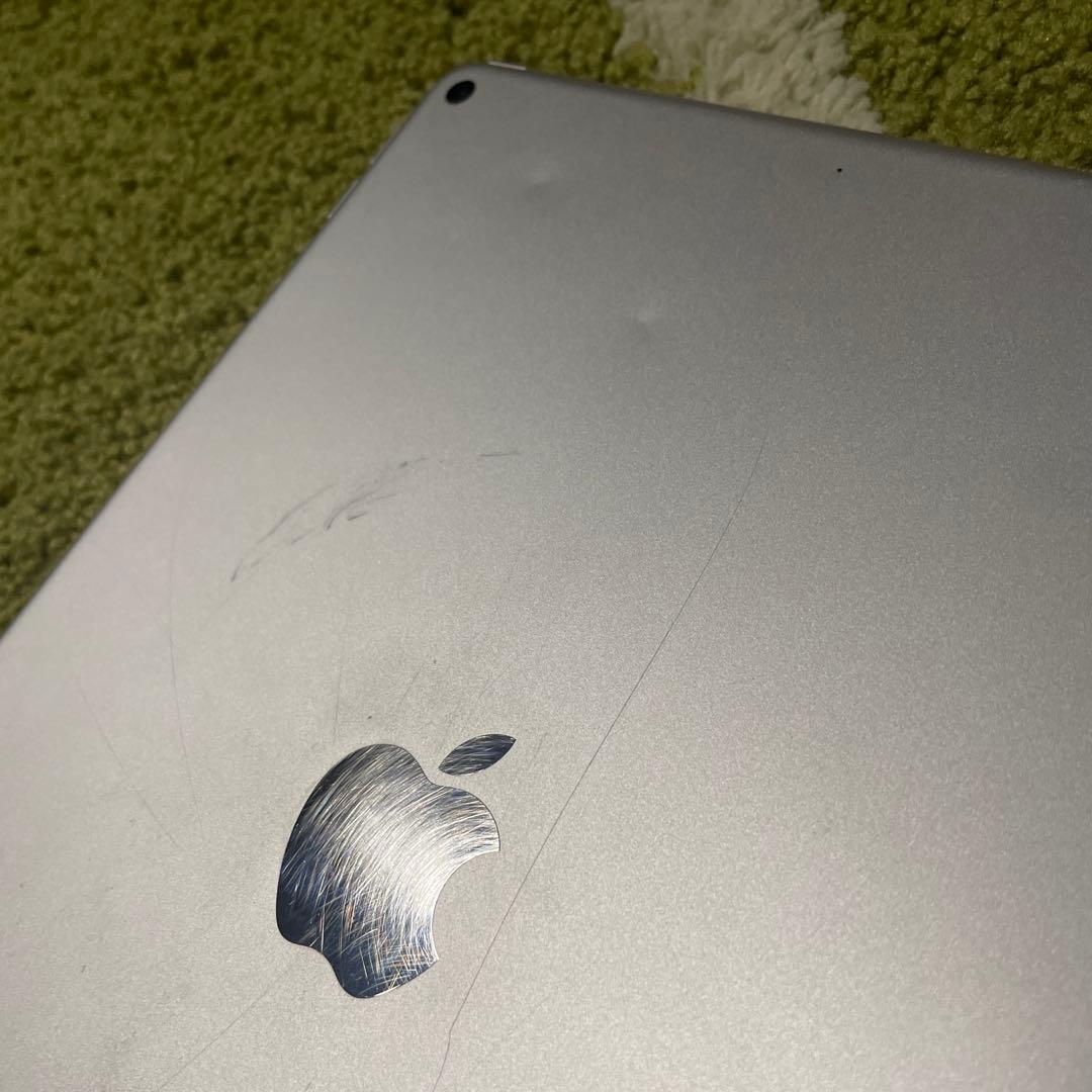 Apple iPad air3シルバー 本体