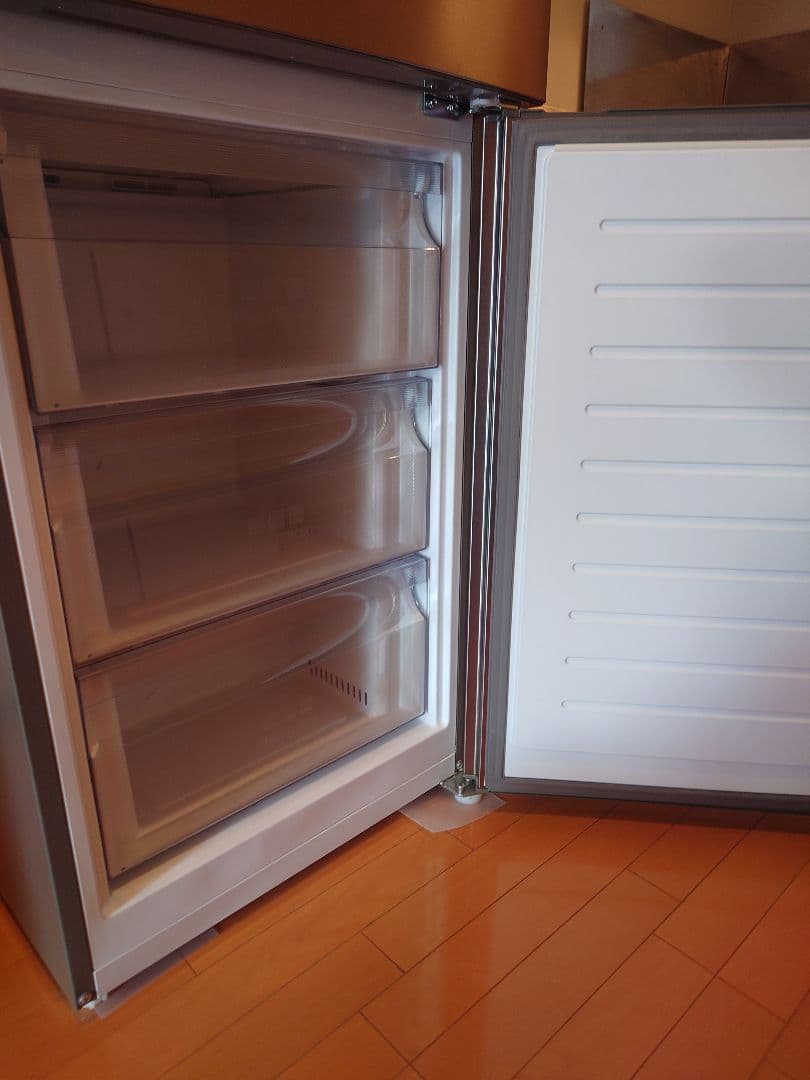 【送料込】 Haier冷蔵庫 JR−27B 2024年製 270L