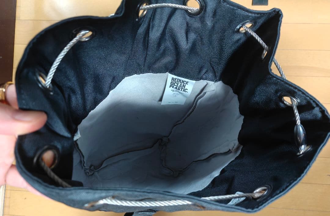 Pacsafe 防犯ワイヤードローストリングバッグTraversafe X15