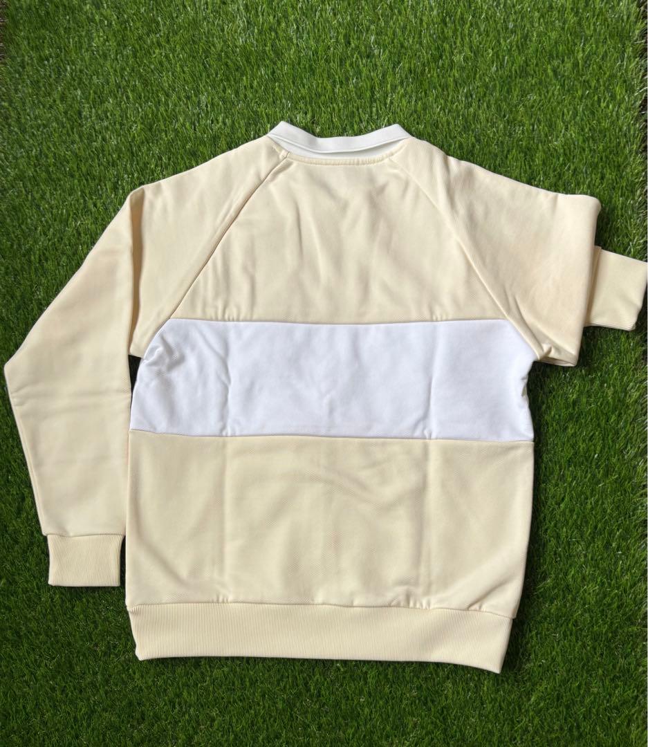 V12 の人気モデル、V122320‑SW02 DG TEACH CREW