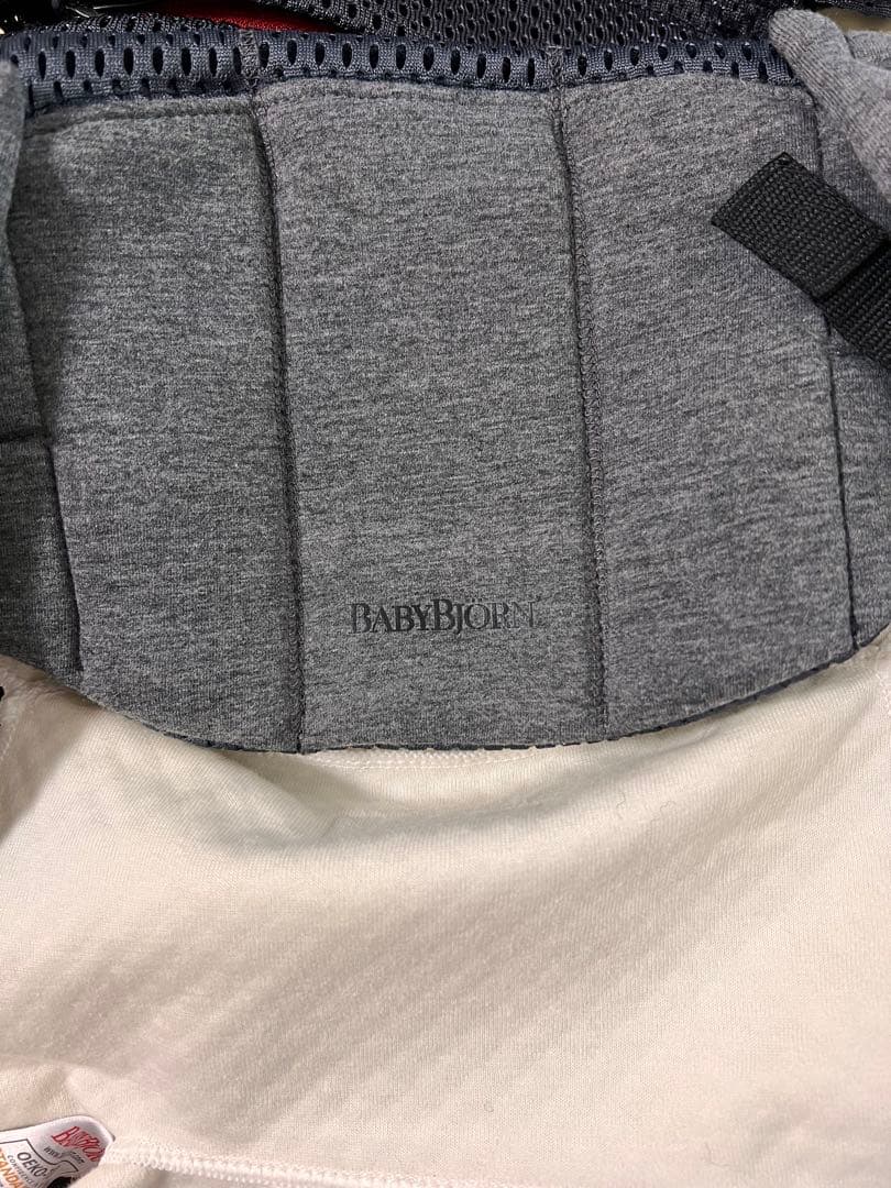 BABYBJÖRN 抱っこ紐 アンスラサイト メッシュ