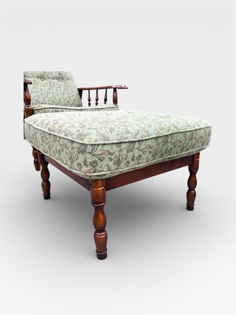 カリモク コロニアル リクライナー RC6030A682 スツール付 応接椅子