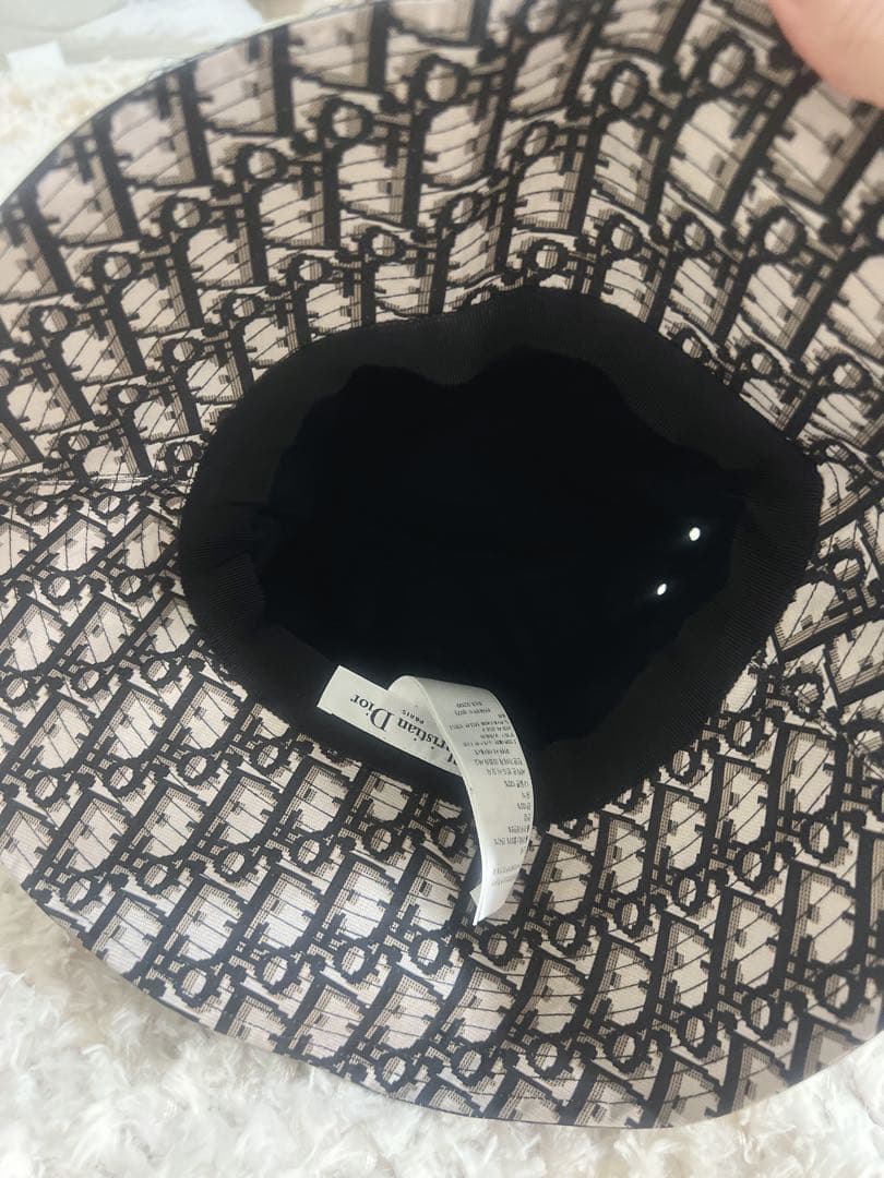 DIOR バケハ