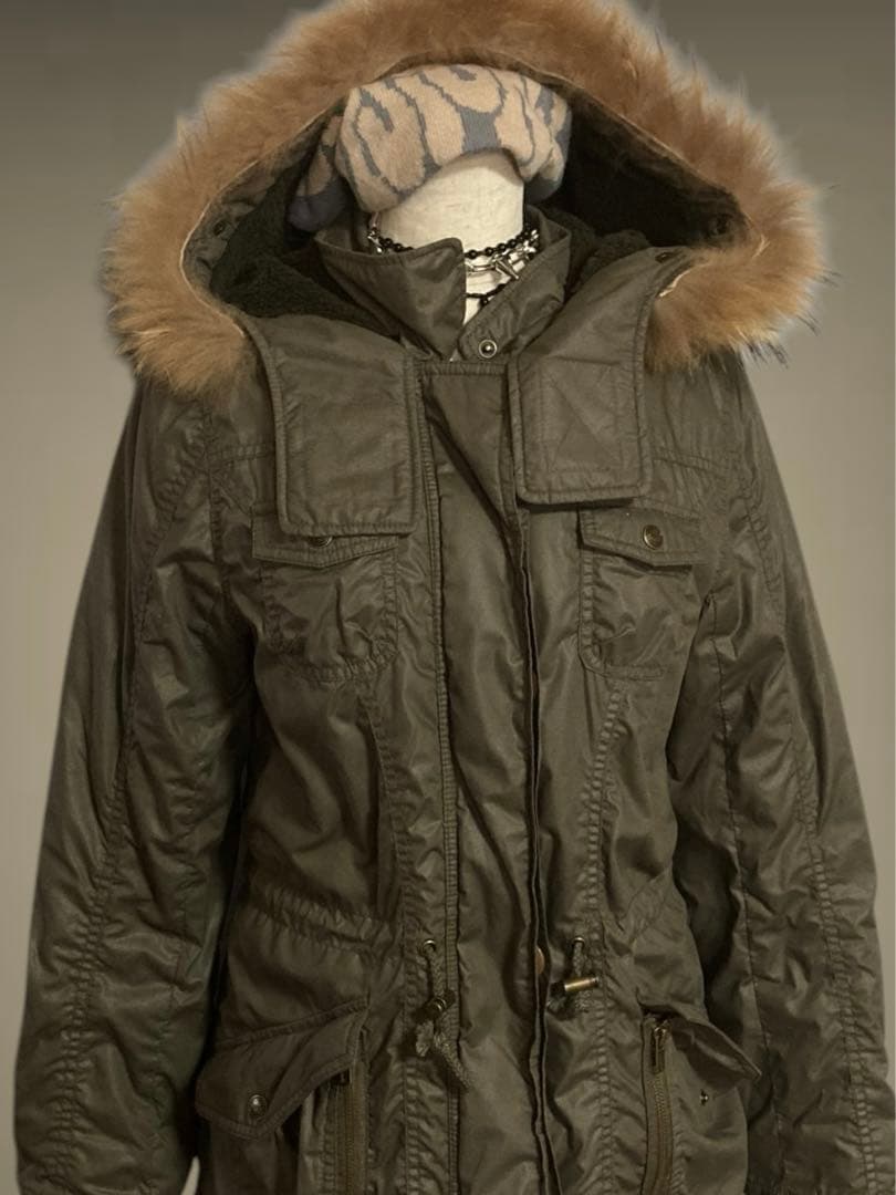 y2kファーモッズ平成ギャルカーキNANAロックフェアリーグランジ古着トレンド