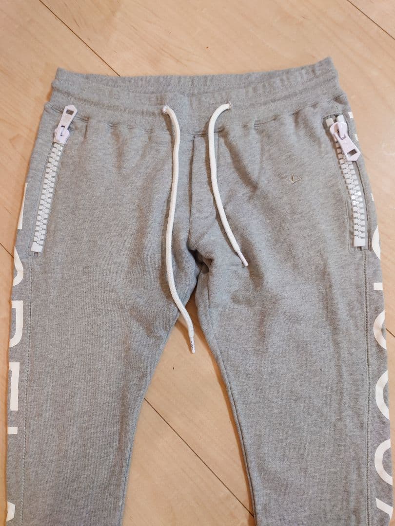 1PIU1UGUALE3 RERAX パーカー セットアップ