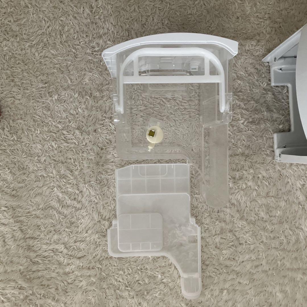 極美品！パナソニック　 衣類乾燥除湿機 　ホワイト F-YHVX120 23年製