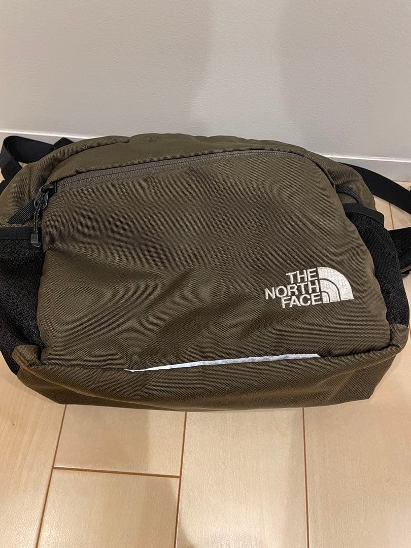 THE NORTH FACE ベビースリングバッグ ニュートープグリーン