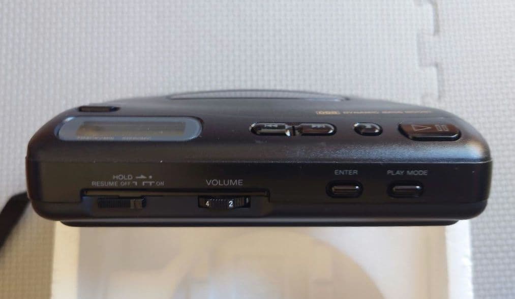 SONY Discman D-11 ポータブルCDプレーヤー