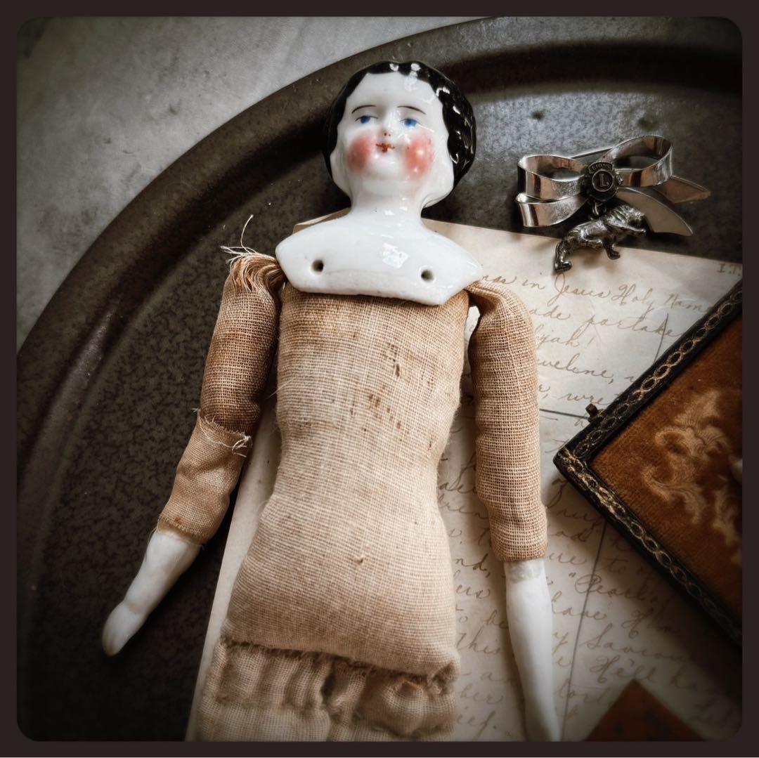 アンティーク チャイナヘッドドール　クラシカルスタイル ビスクドール