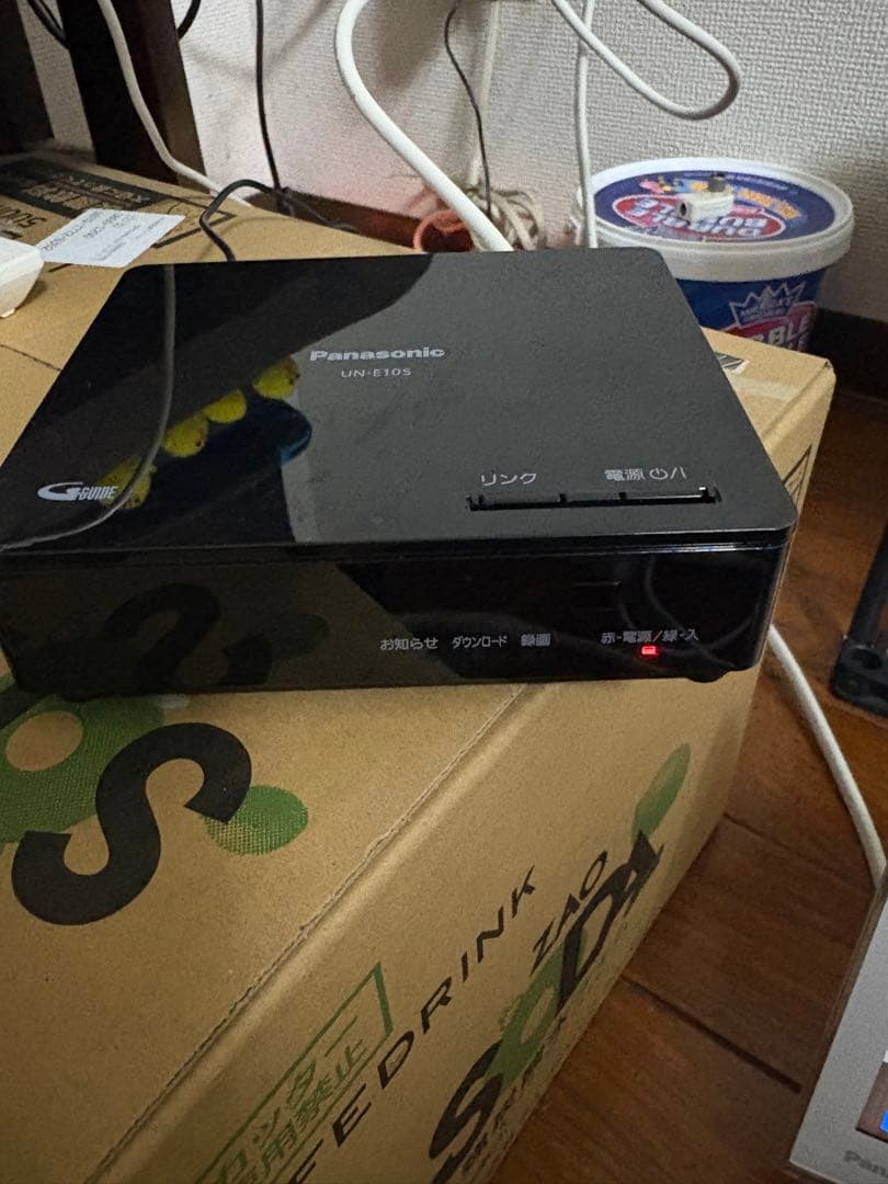 パナソニック　ポータブルテレビ　UN-10CE10-W ビエラ