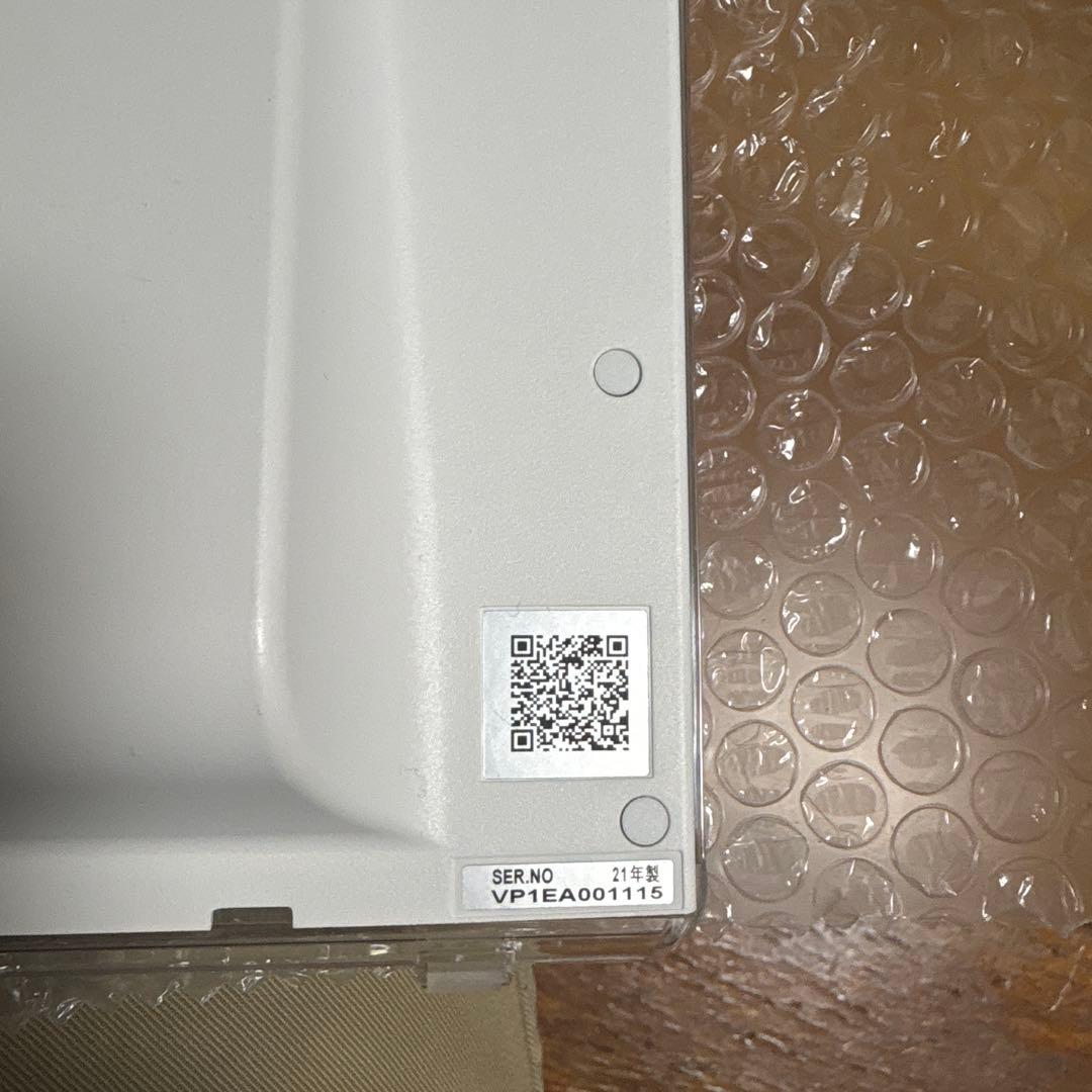 パナソニック　ポータブルテレビ　UN-10CE10-W ビエラ