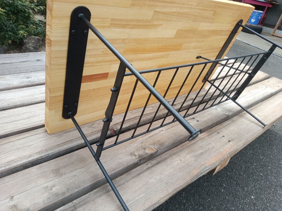 パイン集成材蜜蝋ワックス塗装木製アイアンテーブル