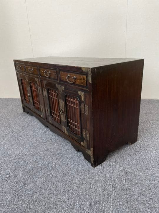 李朝箪笥 桐箪笥 キャビネット 2つの 観音扉 4つの 小引き出し 中古品