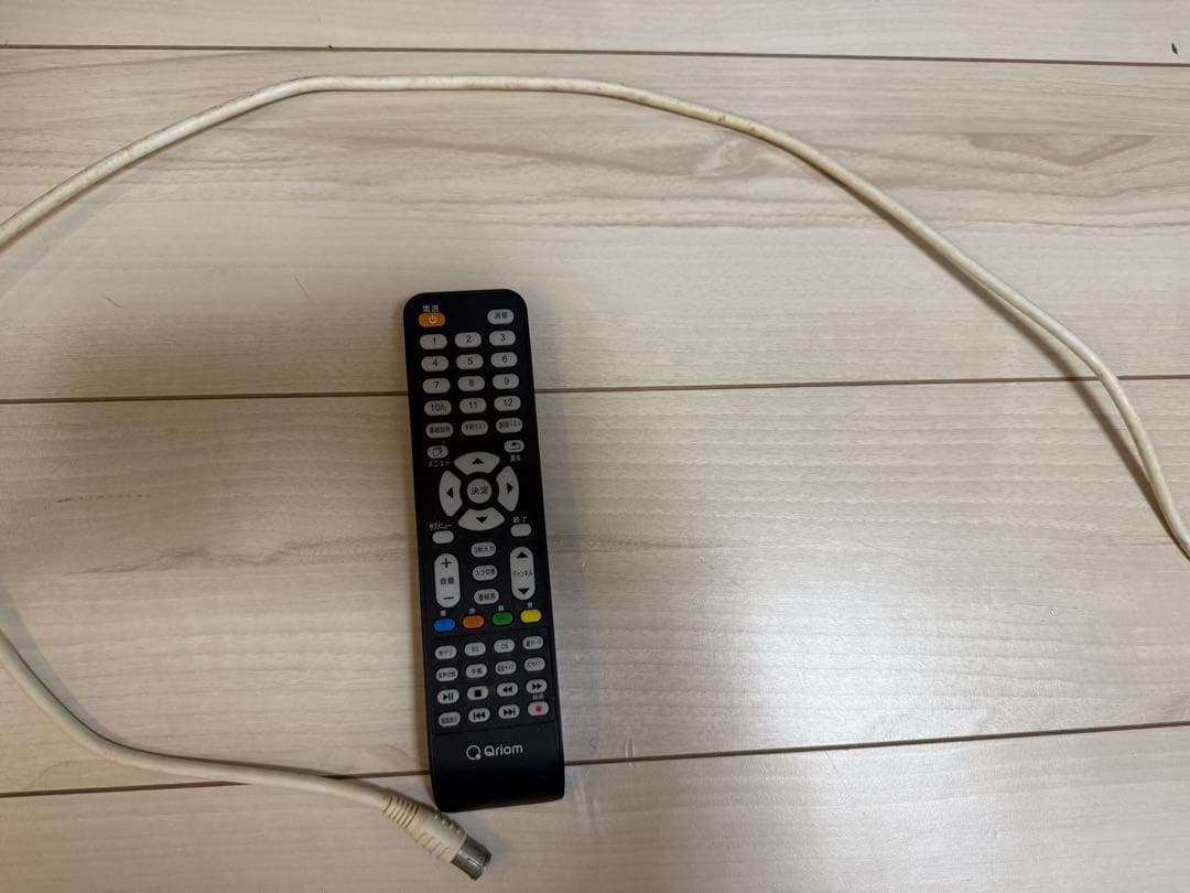 (説明欄必読)Qriom40インチ液晶テレビ