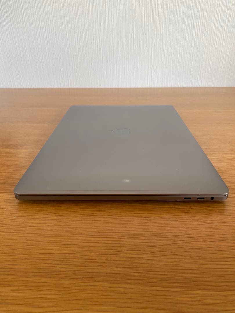 MacBook Pro 2019 高性能・大画面 MacBook本体　充電器付