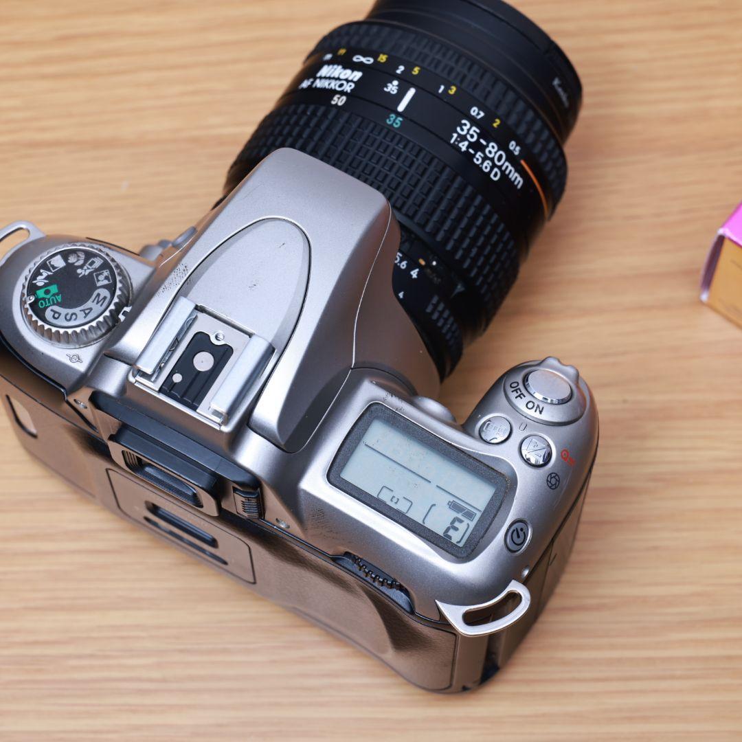 フィルムカメラ Nikon Us レンズ フィルム電池付き