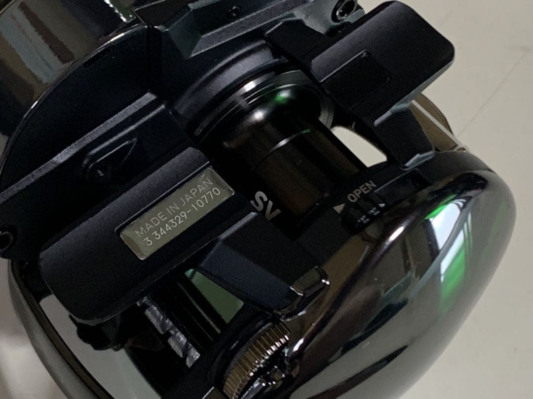 ダイワ 24スティーズ SV TW 100HL 左ハンドル