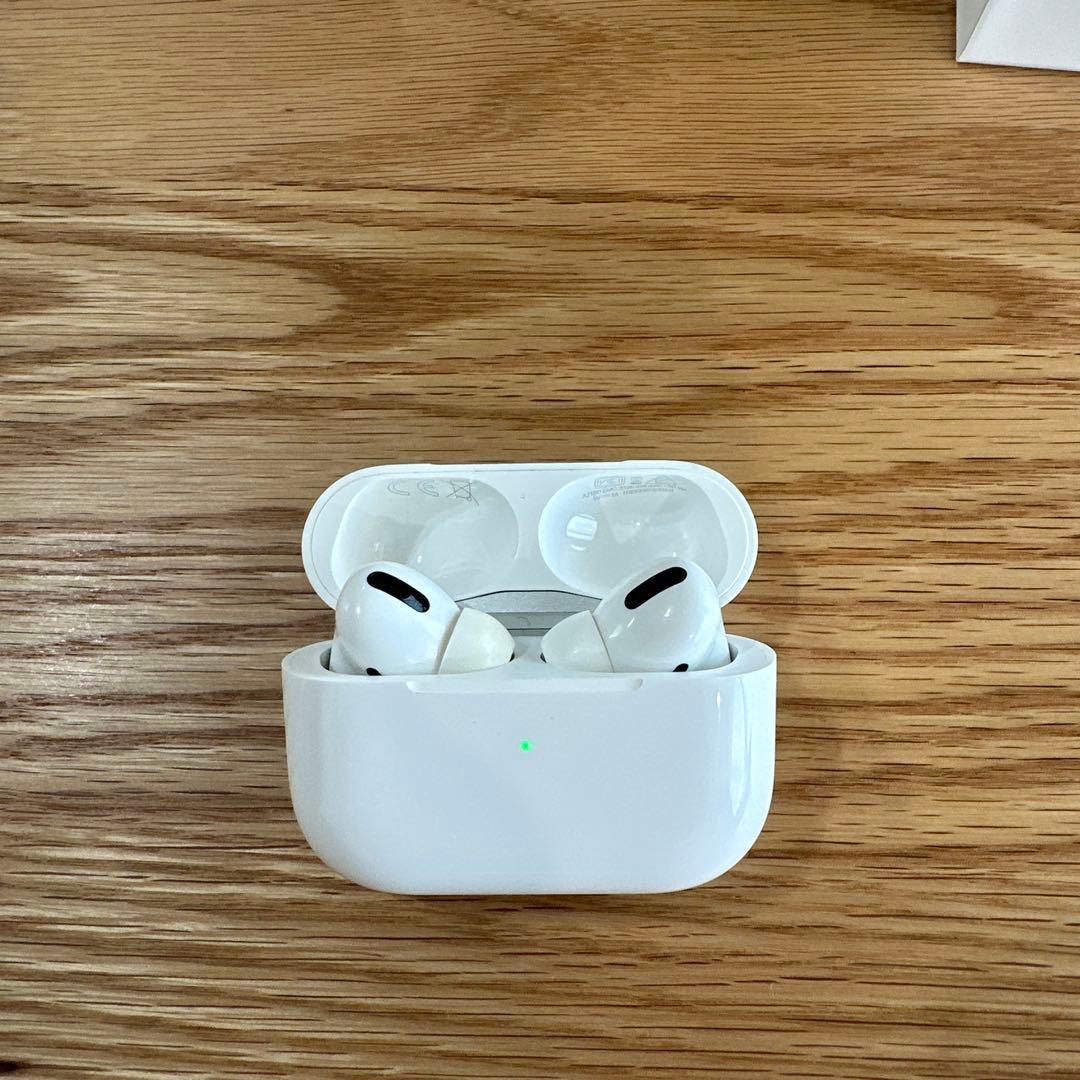 AirPods Pro アップル純正製品