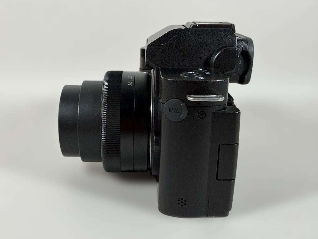 【極美品】LUMIX DC-G100DV トライポッドグリップキット