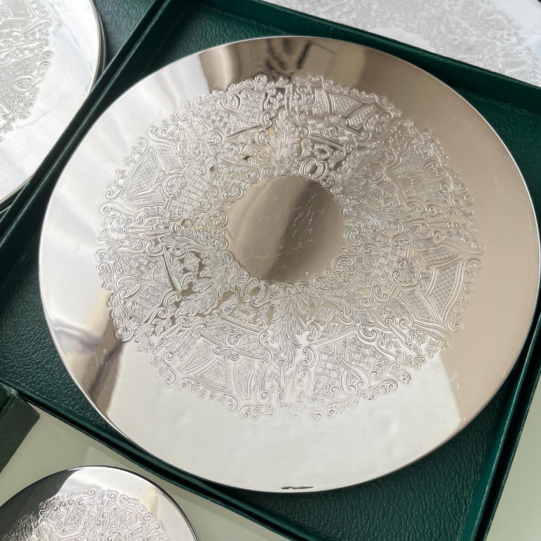 【英国】 プレースマット 23cm / コースター 10cm　各8枚