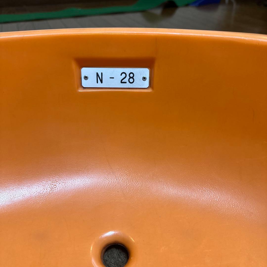 SAYONARA 国立競技場 椅子 オレンジ