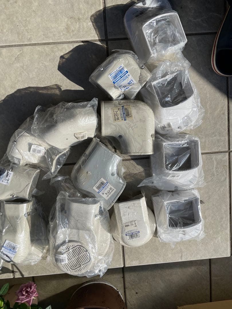 値下　エアコン化粧カバー、ヘッド、エルボ、終端などまとめて。